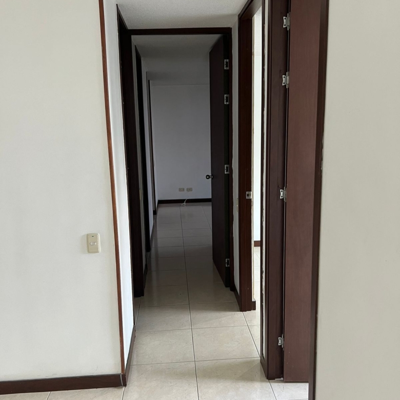 APARTAMENTO EN PORTAL DEL LILI 1