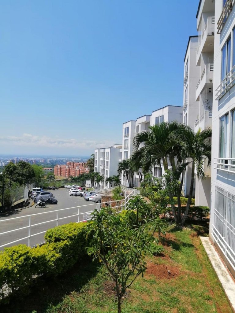 Arriendo apartamento Altos del Semillero Meléndez