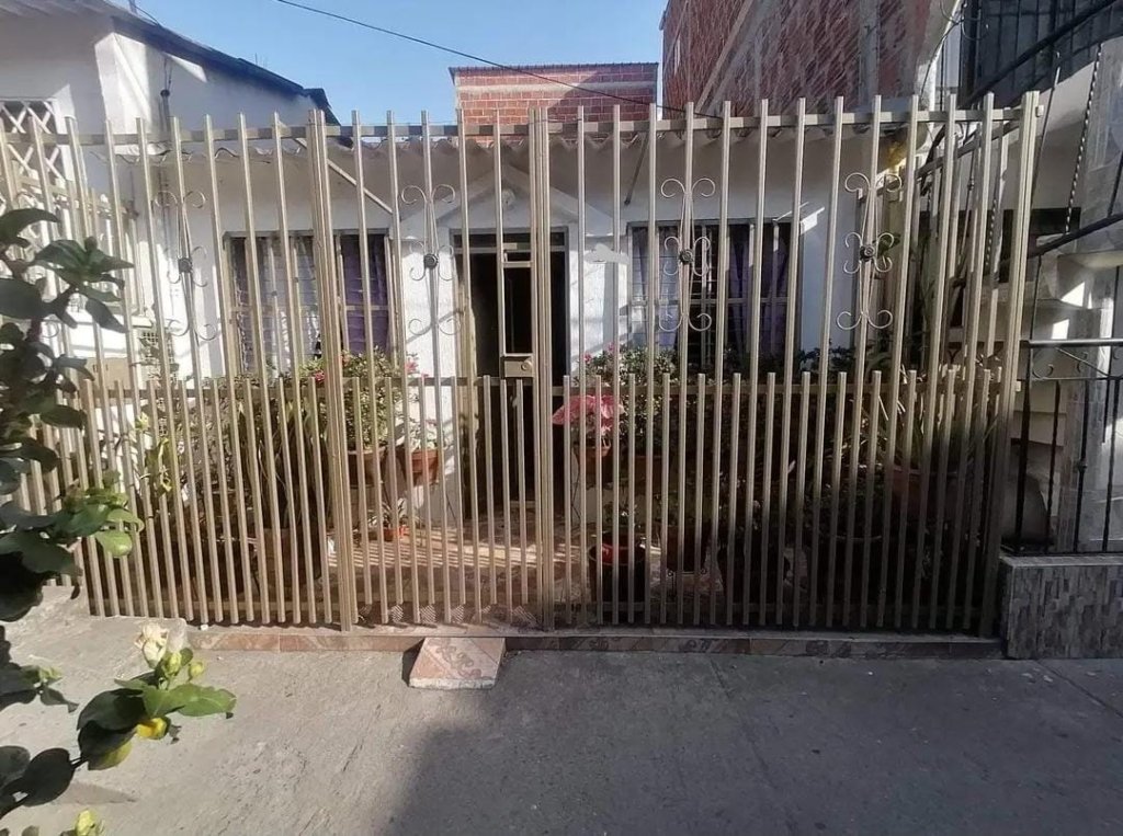Casa peatonal en Tejares de Salomia