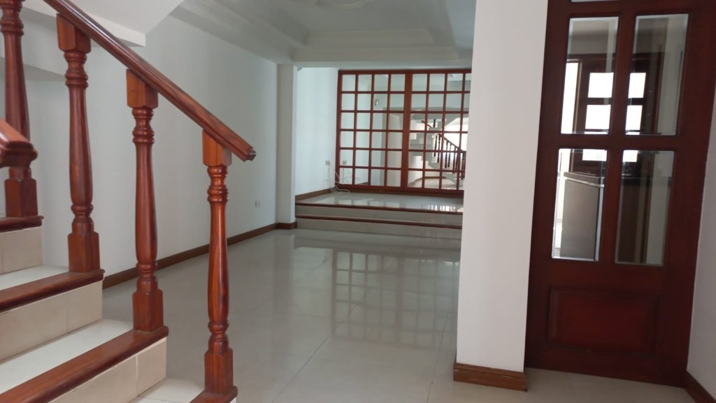 CASA EN VILLA DEL SOL