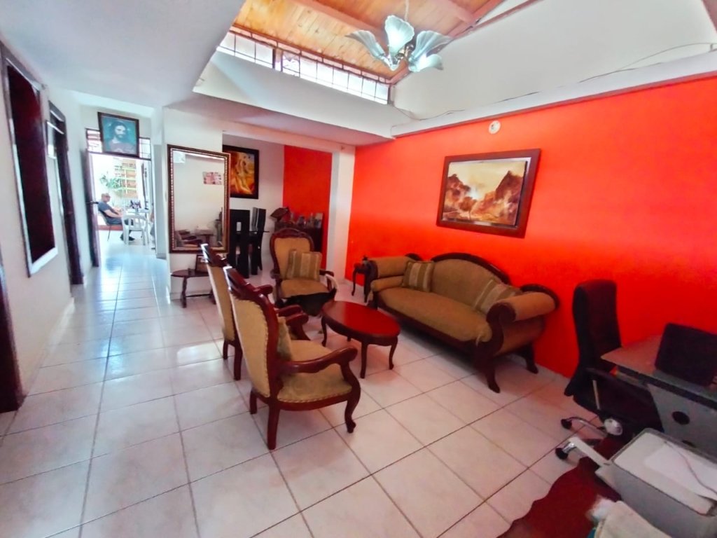VENDO CASA EN SAN ALONSO 175 METROS