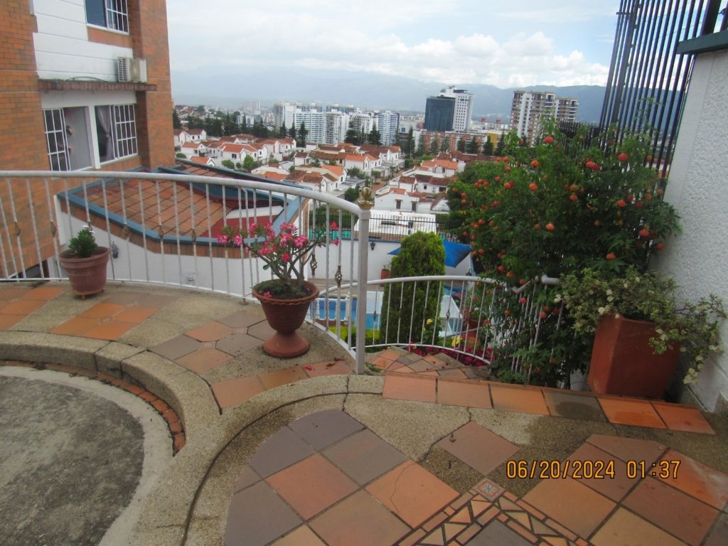 Hermosa Casa en Lagos del Cacique