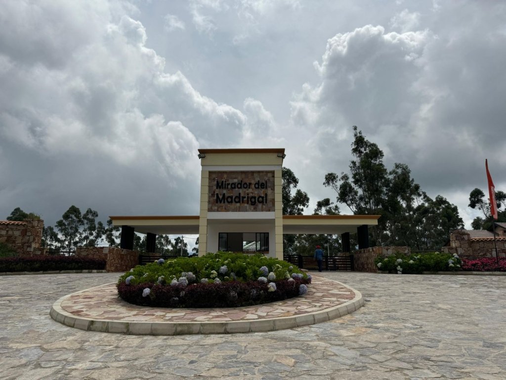 Lote mesa de los santos, proyecto Mirador del madrigal Incomesa