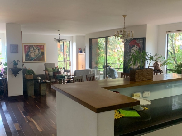 Apartamento en El Poblado totalmente reformado