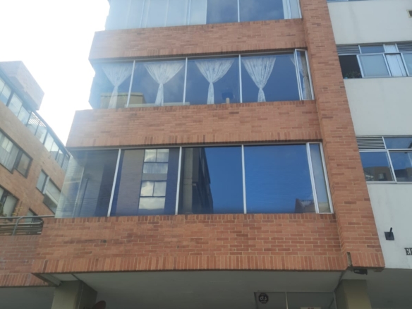 En venta CEDRITOS, calle 146 con 7, 125 Mts2, 3 habs, 3 baños, estudio, balcon, 2 pqs , 1 deposito.