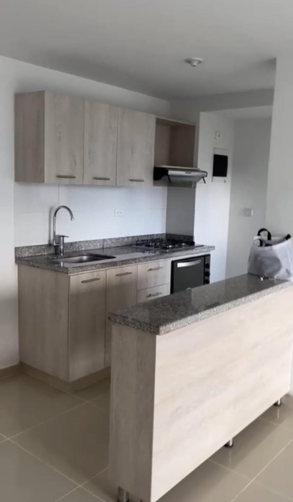 Apartamento en el Conjunto Residencial Selvática Barrio Las Lomitas