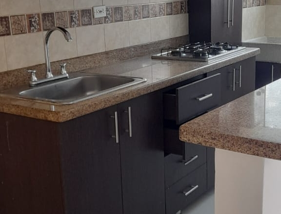 Apartamento Colina de Los Bernal
