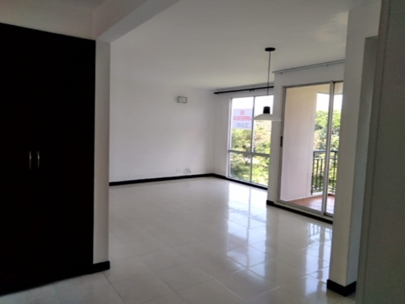 Apartamento en el Conjunto residencial Entreparques en Valle del Lili
