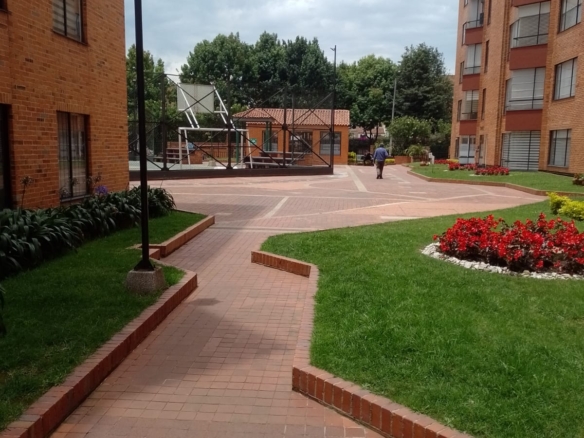 Apartamento en el Norte de Bogotá calle 147 con autopista Norte
