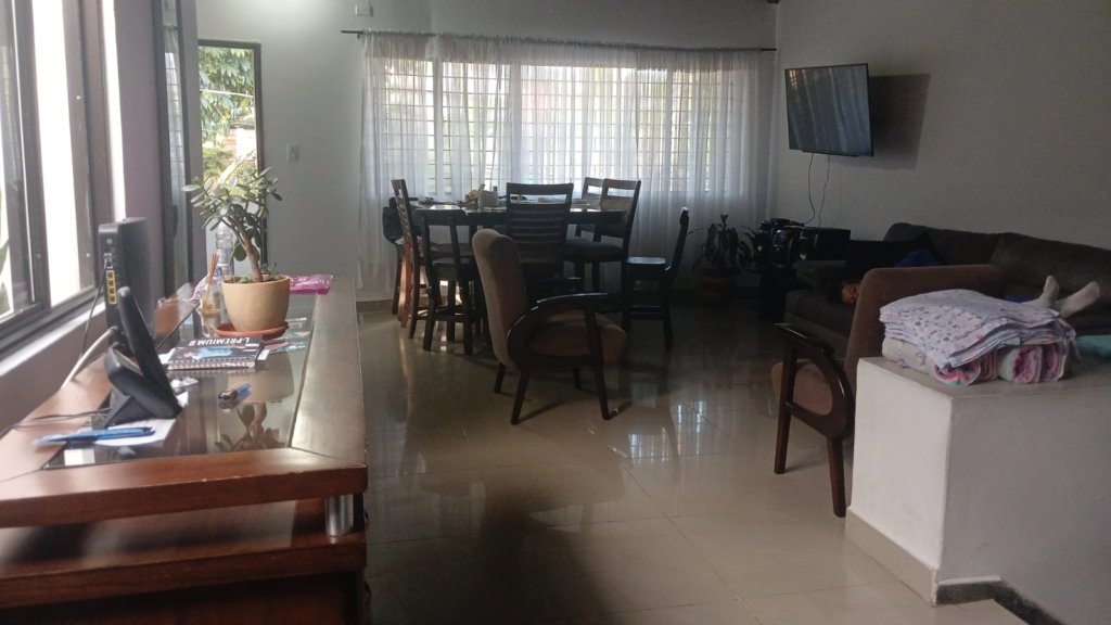 CASA EN SAN JAVIER, MEDELLIN