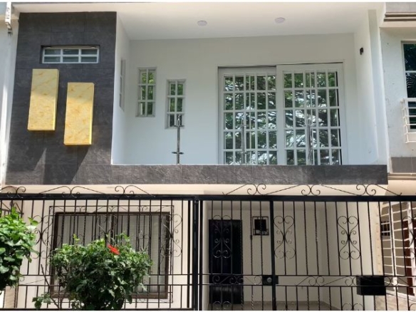 VENTA HERMOSA CASA