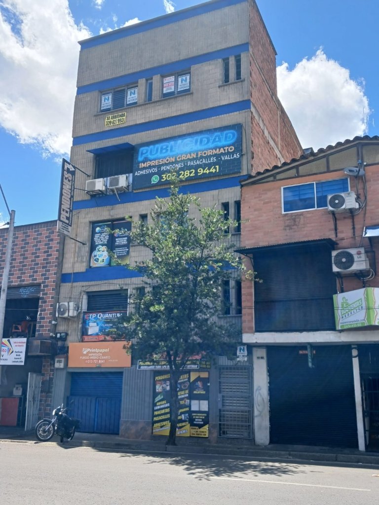 Arriendo de bodega en Medellin ubicada en Cucuta con Juananbu