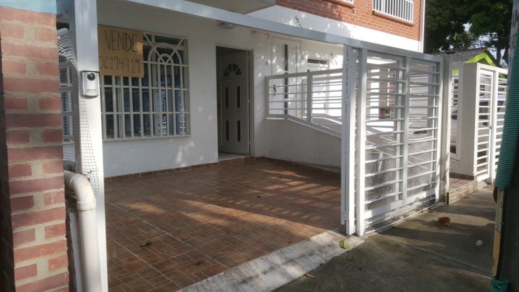 Apartamento en el barrio Vipasa, Cali