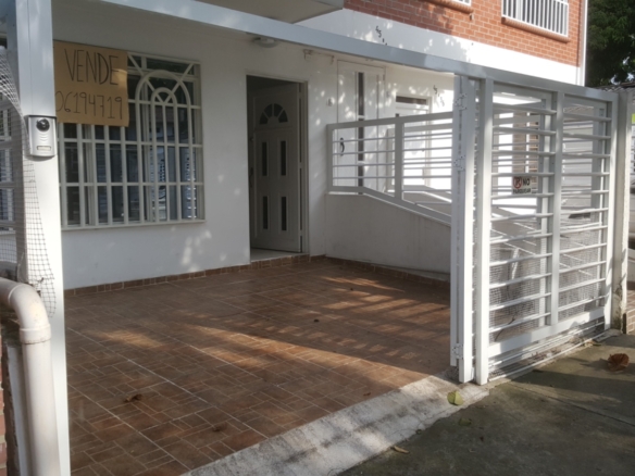 Apartamento en el barrio Vipasa, Cali