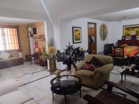Apartamento en el noroeste de Cali barrio Juanambú