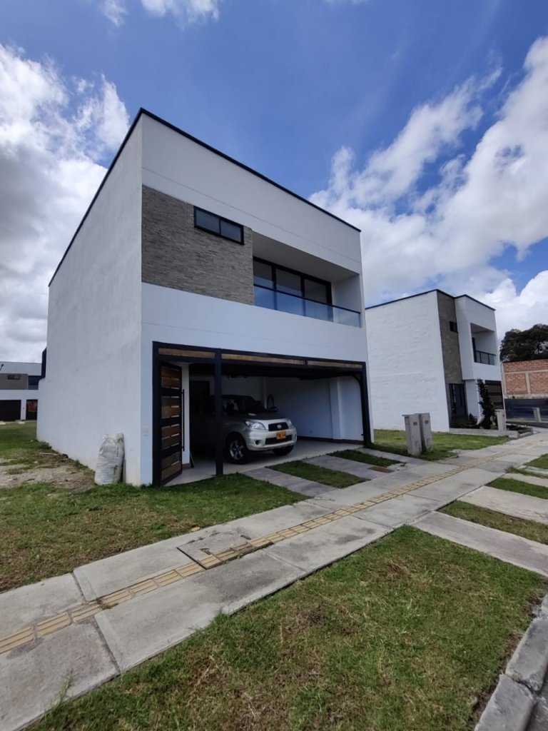 Venta de Casa en LLanogrande