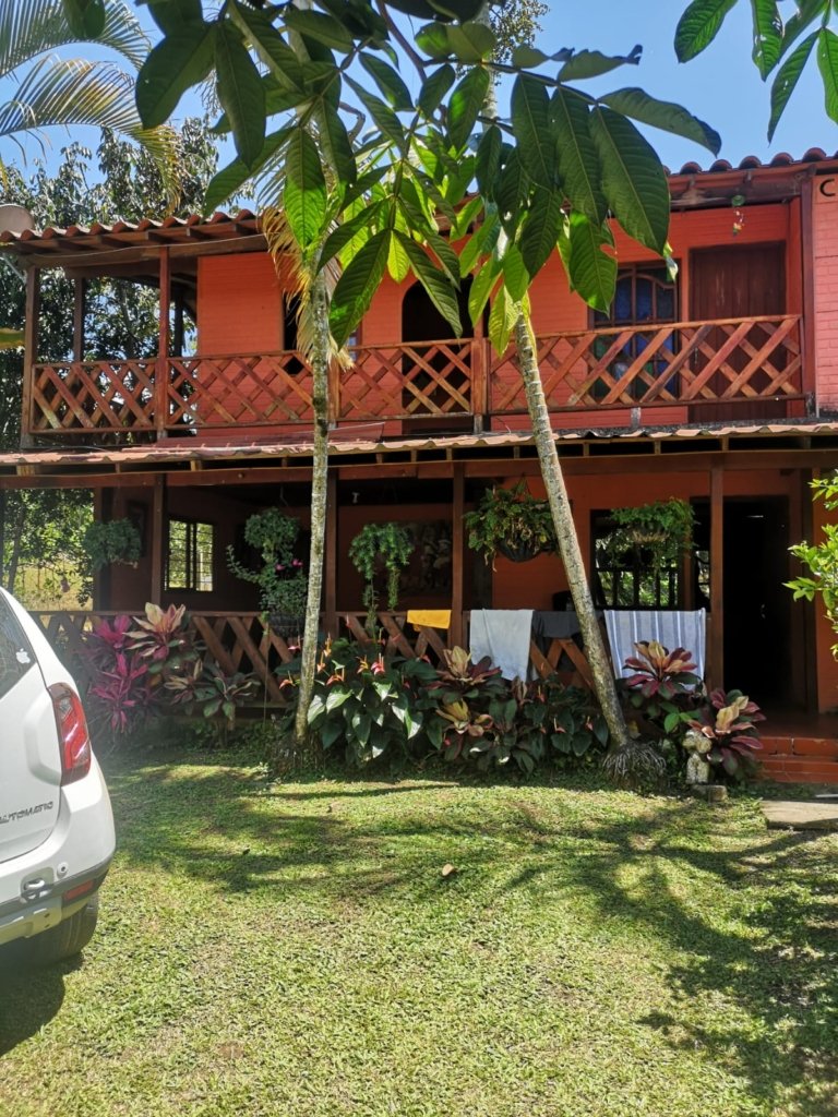 Finca vía del Km30 al Queremal sobre el Corregimiento de Jiguales vía alterna a Dagua