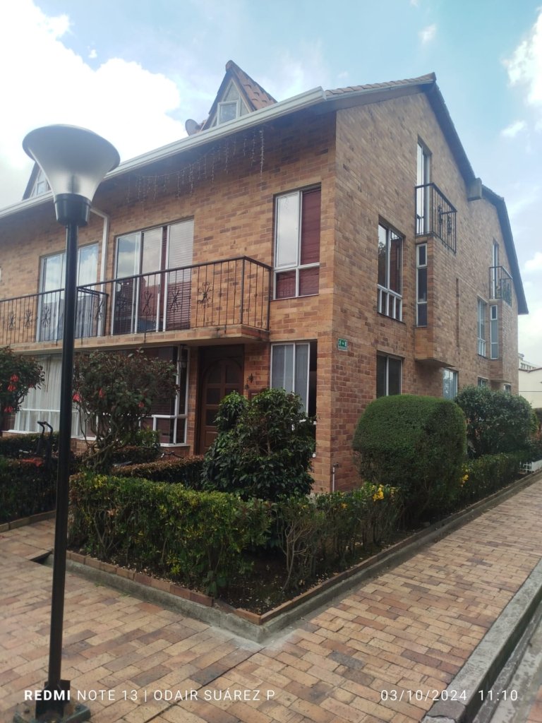 SE VENDE HERMOSA CASA EN FUNZA QUINTAS DE SAN JORGE