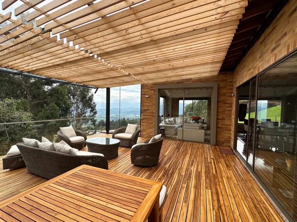 Casa campestre en conjunto Altos de Yerbabuena en Chía, Cundinamarca