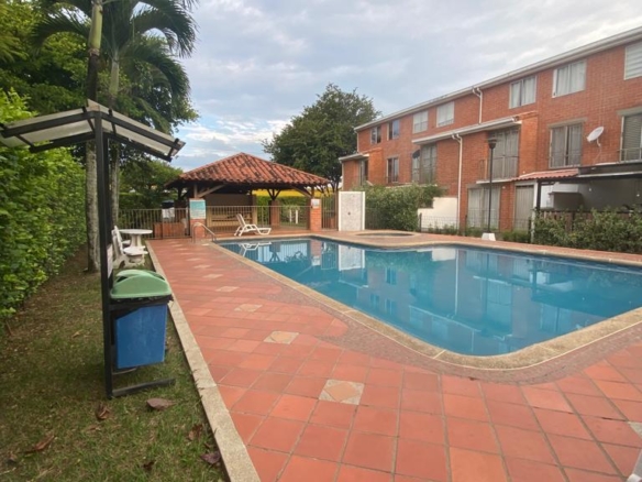 VENTA CASA CONJUNTO RESIDENCIAL CAMINO REAL FRENTE A CLINICA FARALLONES SUR DE CALI COLOMBIA