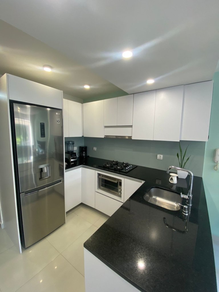 Venta Hermoso Apartaestudio tercer piso Alto Living Cali Colombia.