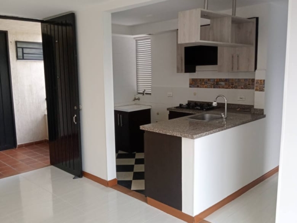 APARTAMENTO EN LOMAS DEL AGUACATAL ETAPA I, CALI