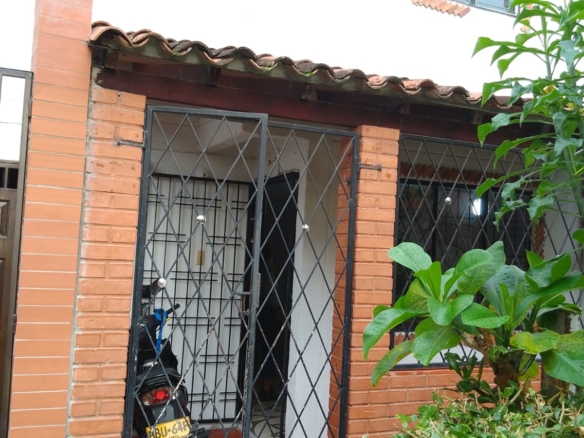 Vendo casa Piedecuesta barrio La Castellana