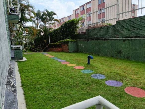ARRIENDO APARTAMENTO CAÑAVERAL