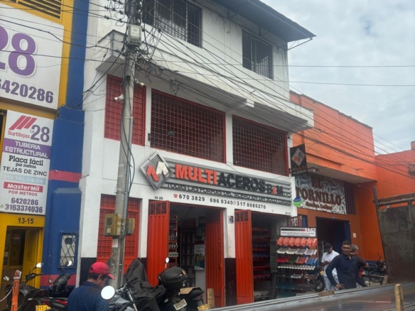 ARRIENDO BODEGA CHAPINERO 3014390259