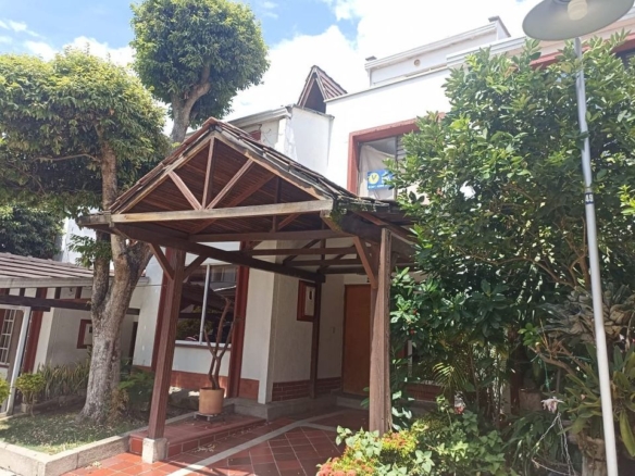 VENDO CASA CAÑAVERAL 3173690849