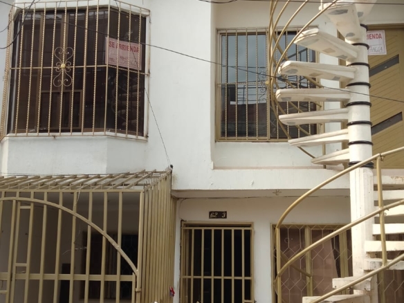 Propiedad de 3 pisos Independientes en La Nueva Base Cali