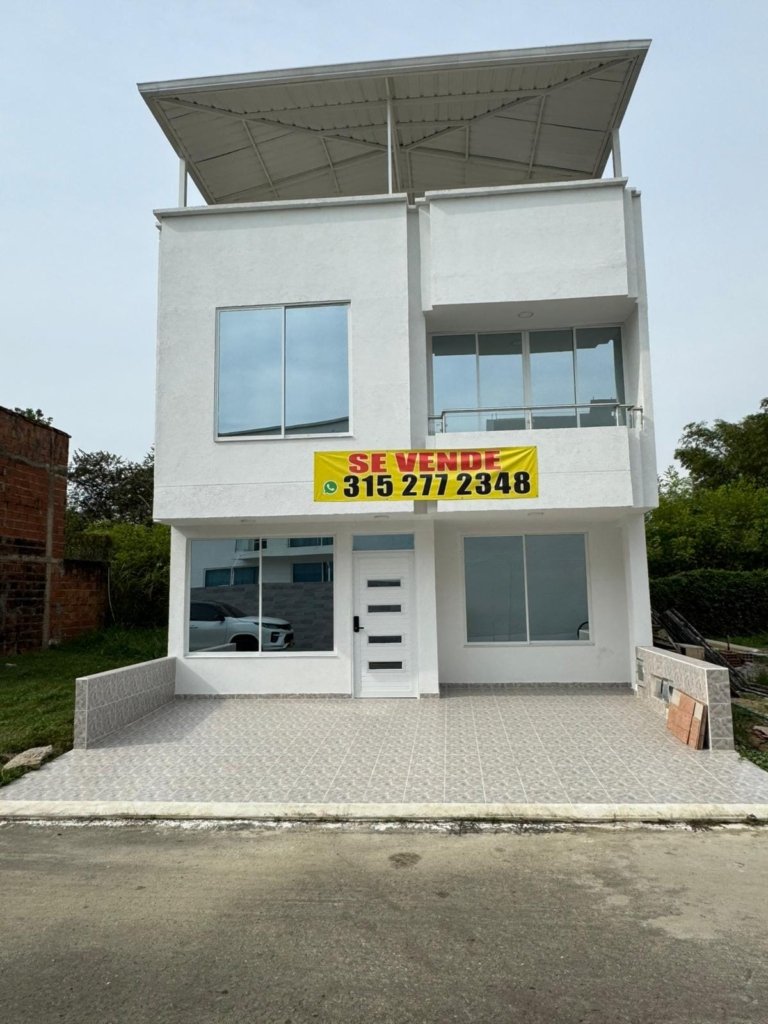 Casa en el condominio campestre Villas del Parque a 3 minutos del hospital de Jamundí