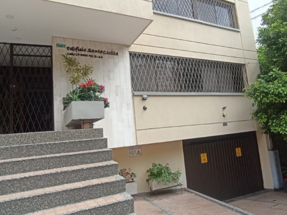 Apartamento en Cali excelente ubicacion barrio Santa Teresita