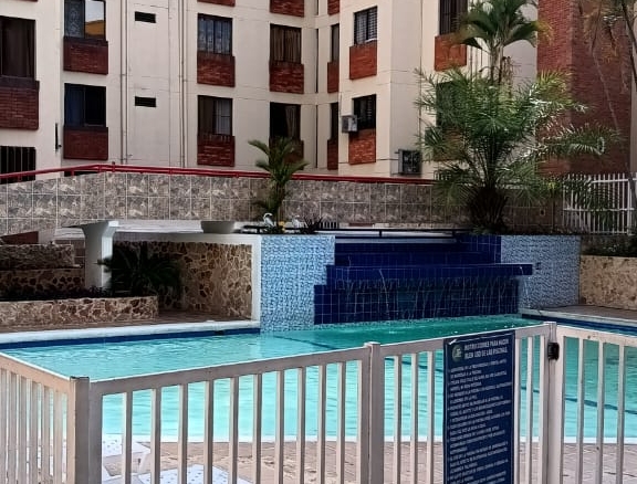 Apartamento en Colseguros Cali