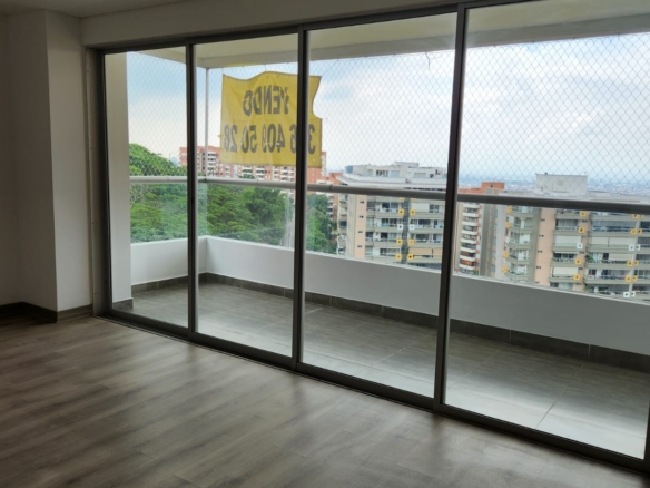 Apartamento en Cristales Moderno en La Morelia, Oeste Cali