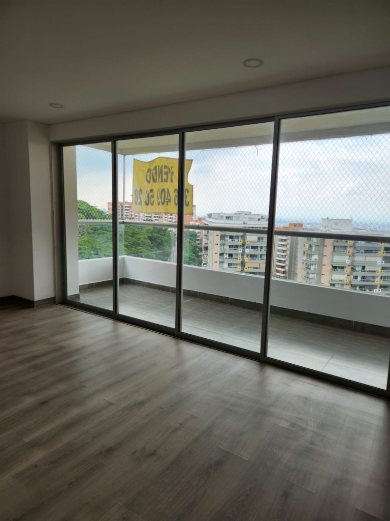 Apartamento en Cristales Moderno en La Morelia, Oeste Cali