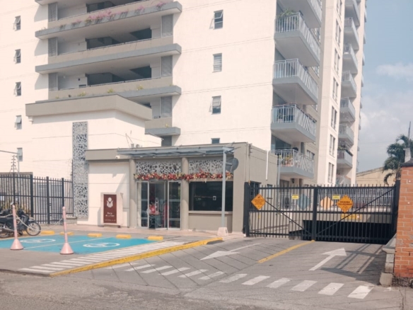 Apartamento en conjunto residencial Portal de la Flora 2 Etapa, Cali