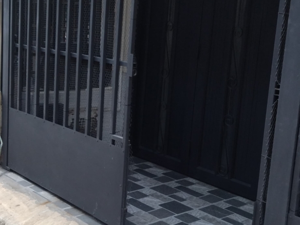 Casa primer piso en El barrio El Pondaje Cali
