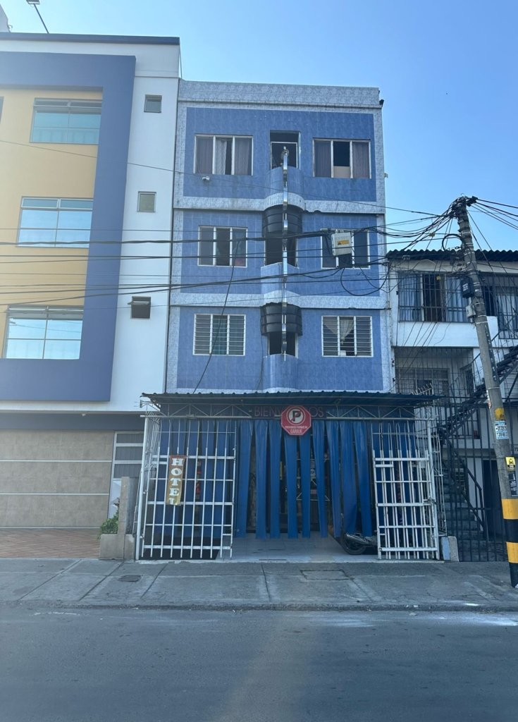 ¡GRAN OPORTUNIDAD! SE VENDE EDIFICIO HOTEL AMOBLADO EN UBICACIÓN ESTRATEGICA SOBRE AUTOPISTA SUR ORIENTAL