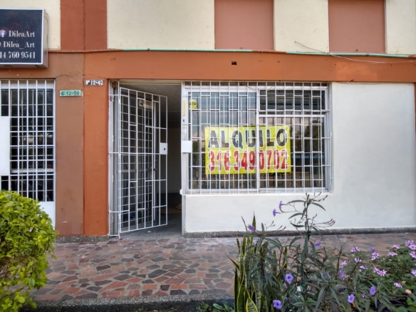 ALQUILO LOCAL COMERCIAL, SOBRE LA CRA. 39, CALI, 30M2, CON AMPLIA ZONA DE PARQUEO, BIEN UBICADO, $900.000 INCLUIDA LA ADMINISTRACION.
