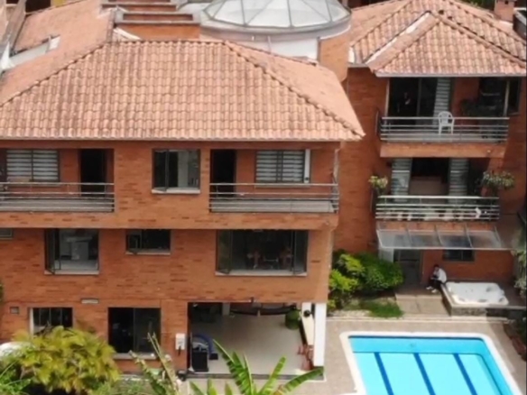 Espectacular Casa en Sabaneta