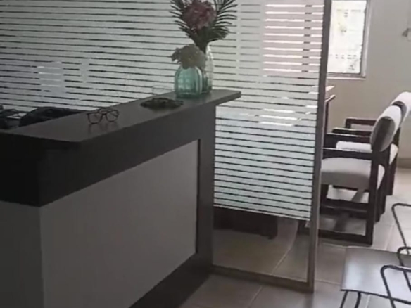 Arriendo Oficina amoblada en el Centro de Cali