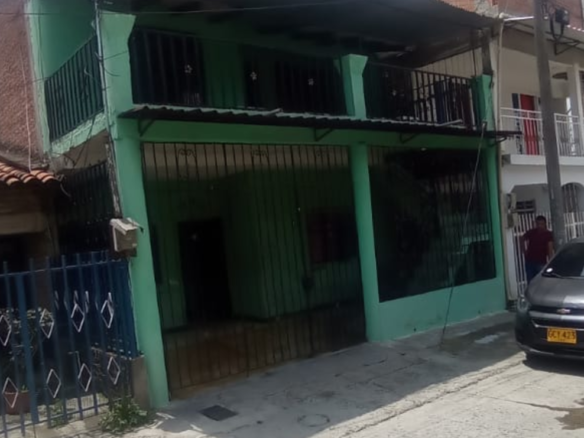 Casa grande en Villa Gorgona Candelaria Valle