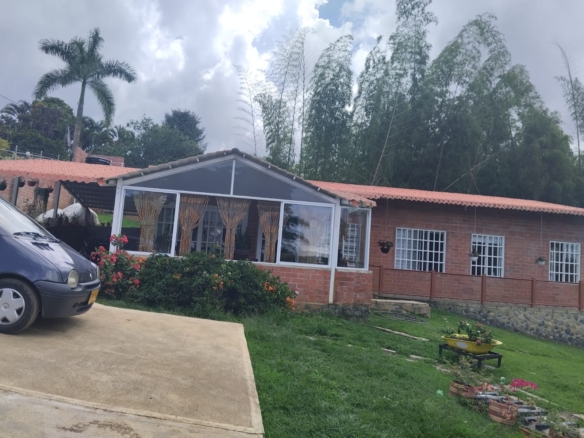 Venta de Casa Finca en Pavas, La Cumbre