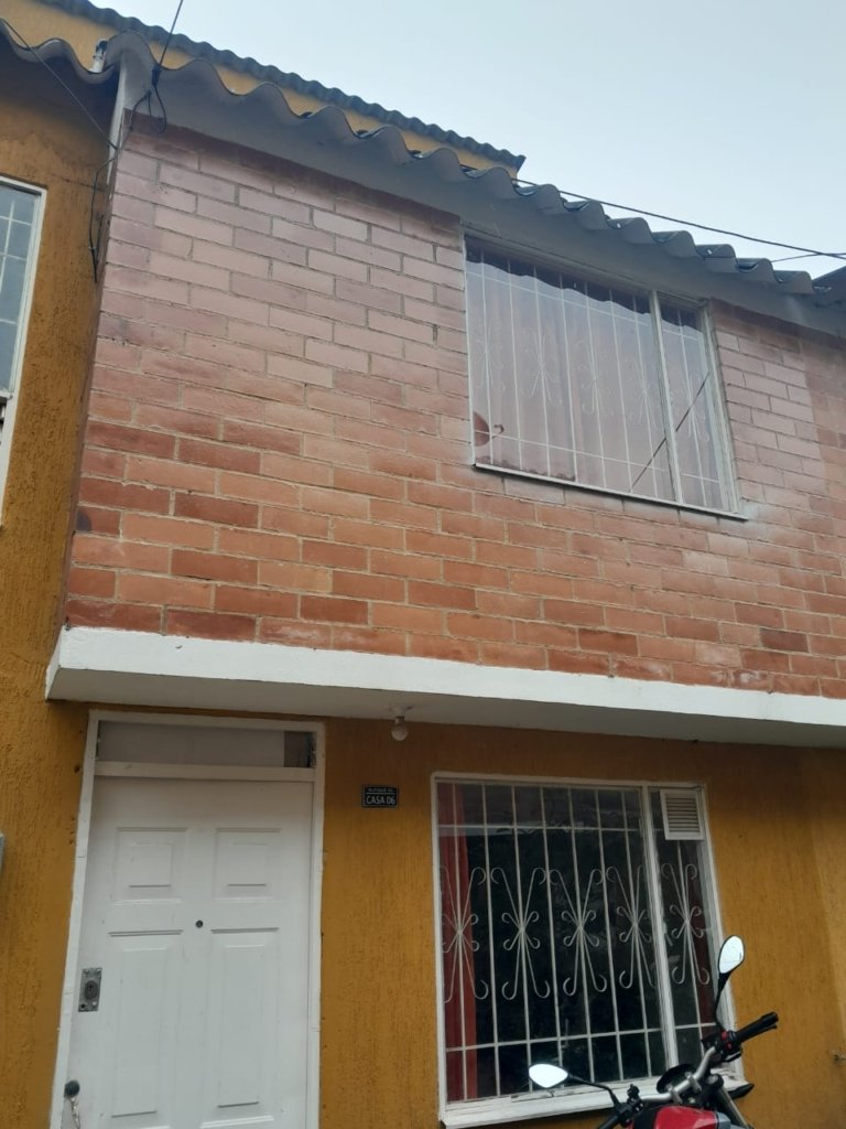 SE VENDE HERMOSA CASA EN FUNZA ZUAME 1