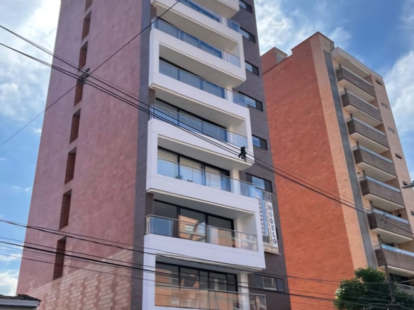 Apartamento en Laureles La Castella Torre Weston