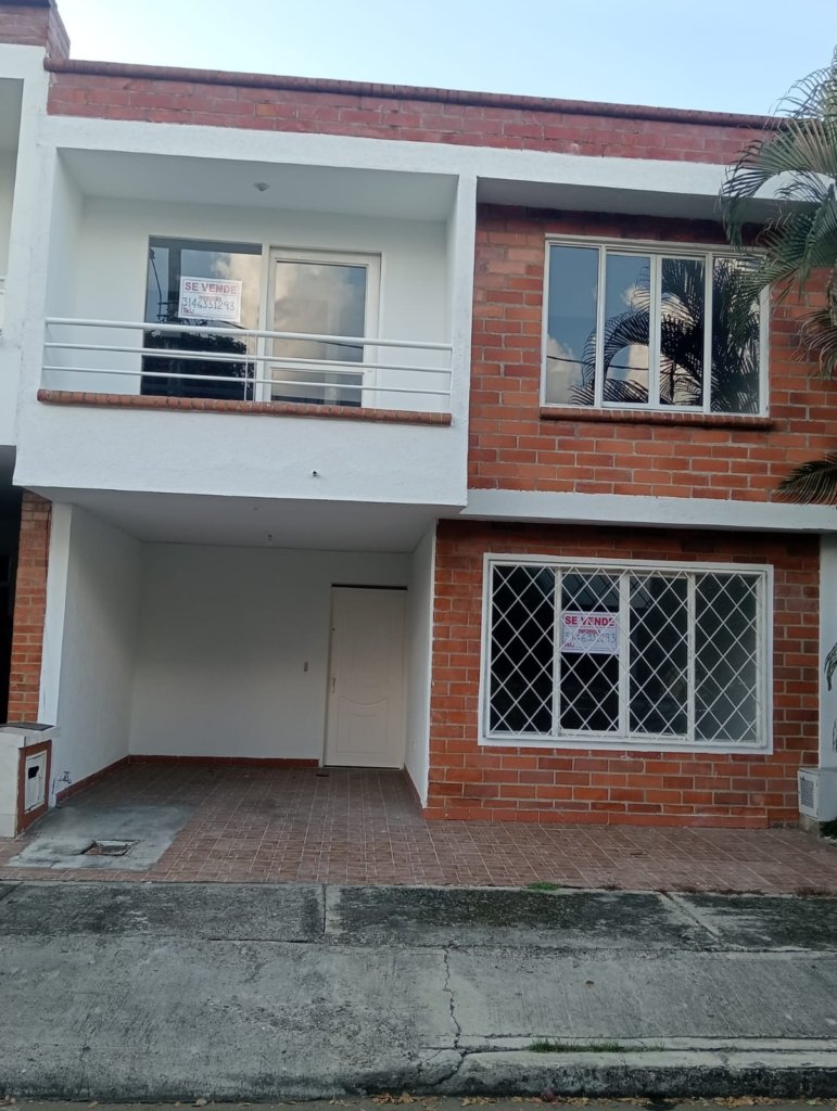 Casa en Ciudad Country Jamundí