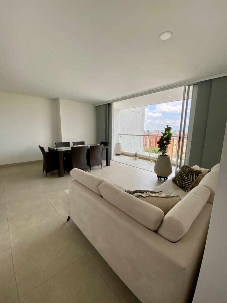 Apartamento Amoblado en Valle del Lili
