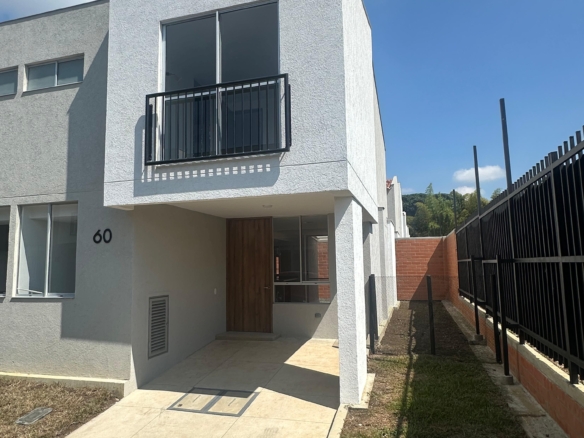 Venta UR Tangara Ciudad Country