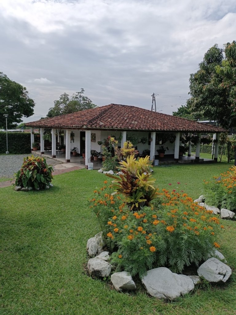 VENTA DE CASA FINCA EN GINEBRA VALLE DEL CAUCA